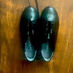 Toddler boys Capezio Tap shoes size 10M